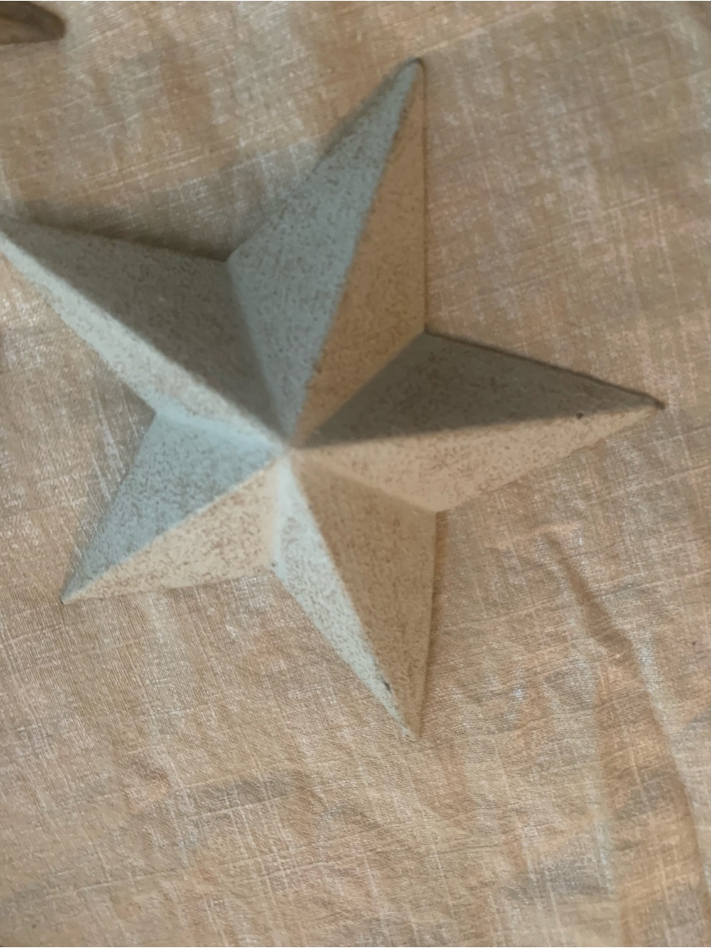 Bronze Metal 2 Stars 20”&14” + bonus 7”Star cream& bronze pebble finish . - Picture 4 of 5